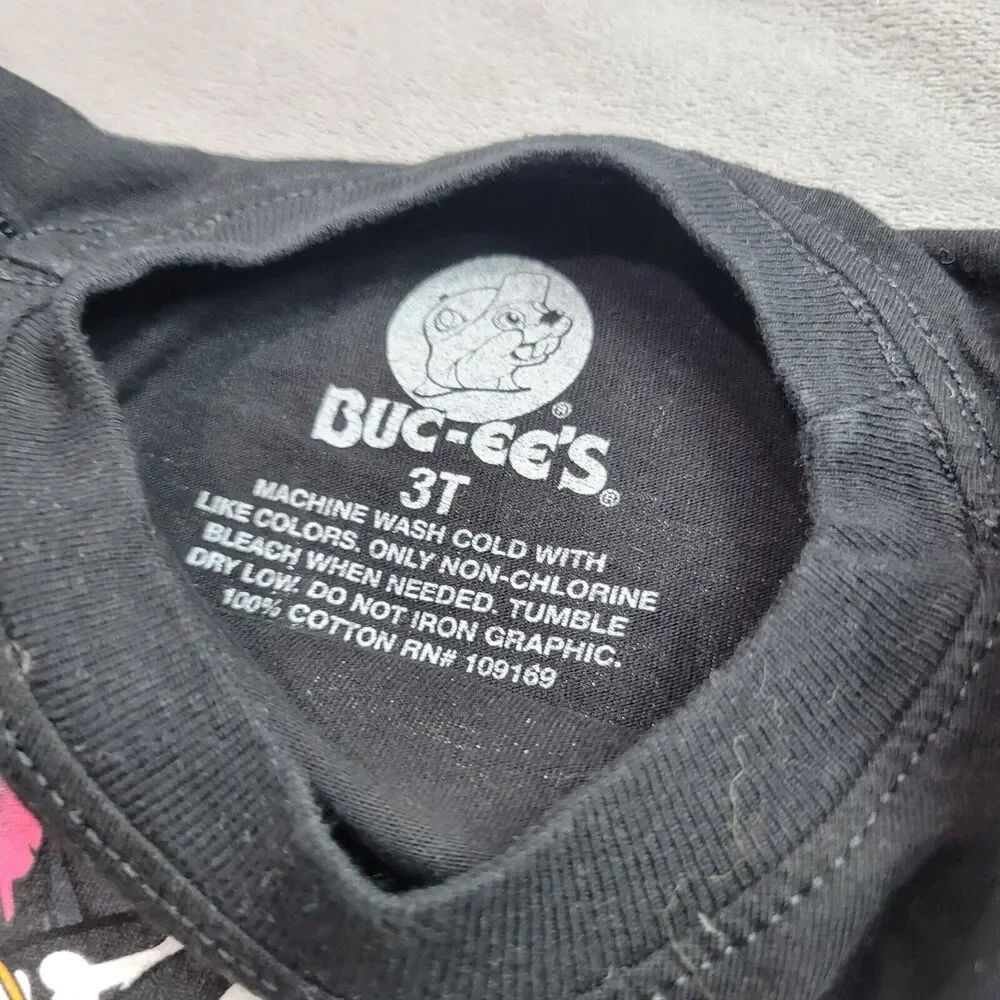 Bucees Shirt Boy Size 2T Black Skelton Halloween Spooky Stuf Truck Cant Talk Now